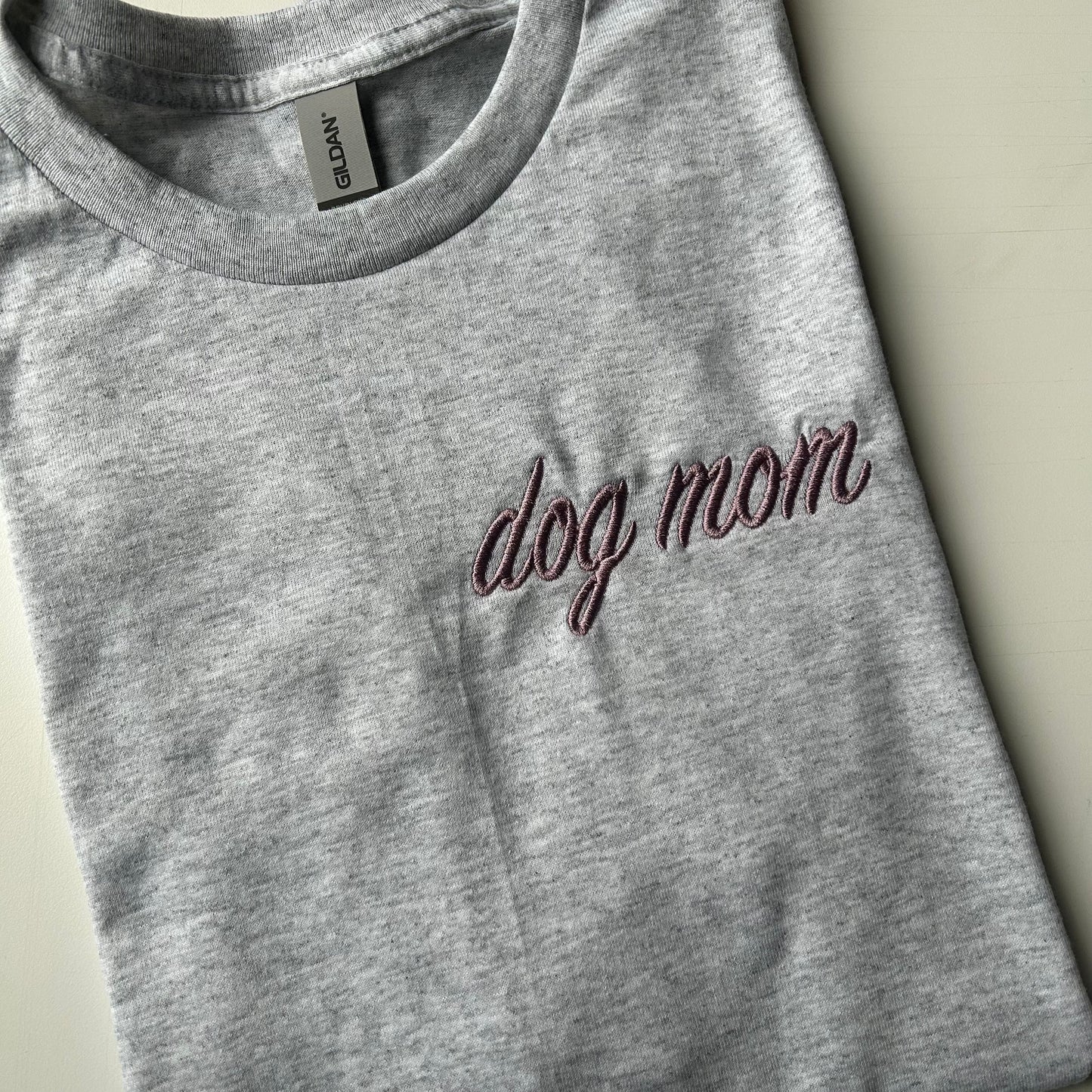 dog mom tee
